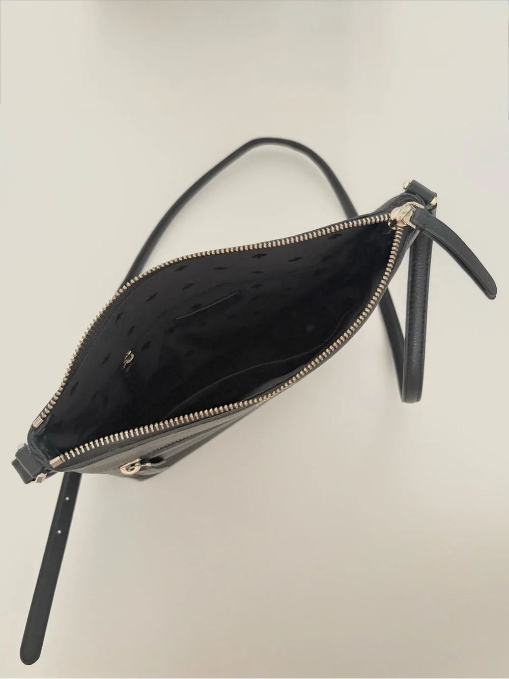 Kate Spade Jackson Top Zip Leather Crossbody Bag in Black Pebble Learher